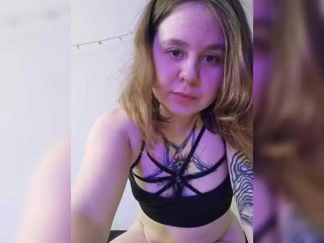 14puppyGirl88 on BongaCams 