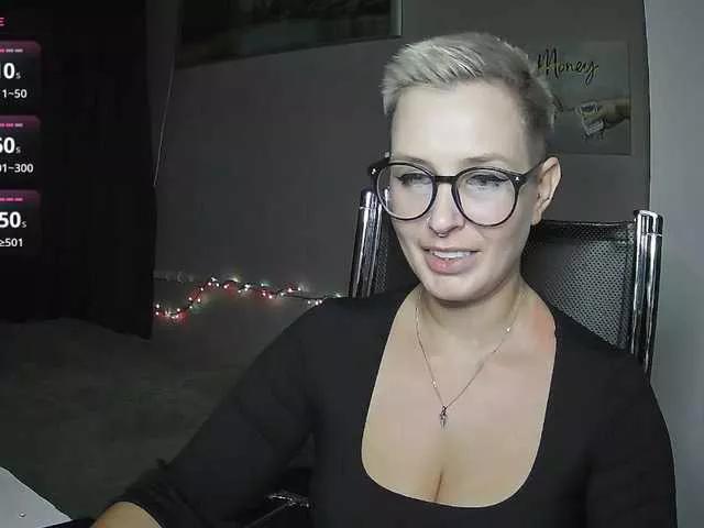 AlikBlack on BongaCams 