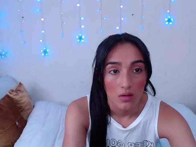 ameliaevans on BongaCams 