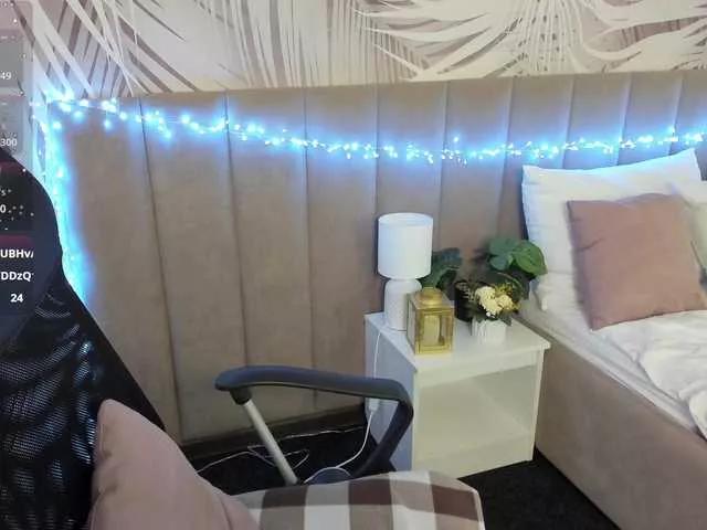 Offline BlairZi on BongaCams