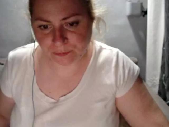 candycream74 on BongaCams 