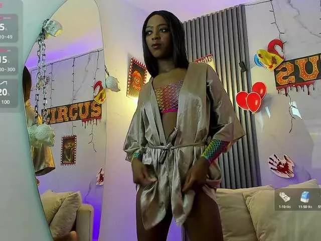 ebonydreams01 on BongaCams 