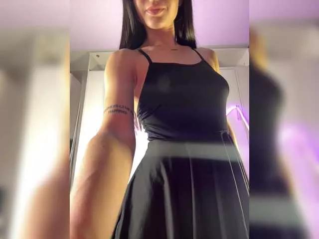 EmilyPure on BongaCams 