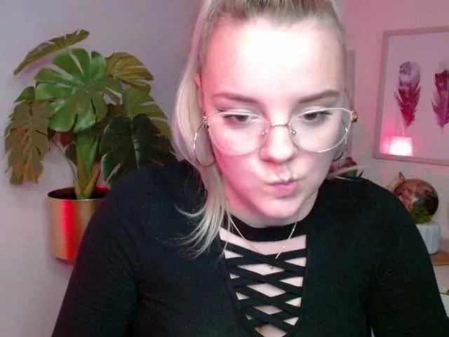 extasySienna on BongaCams 