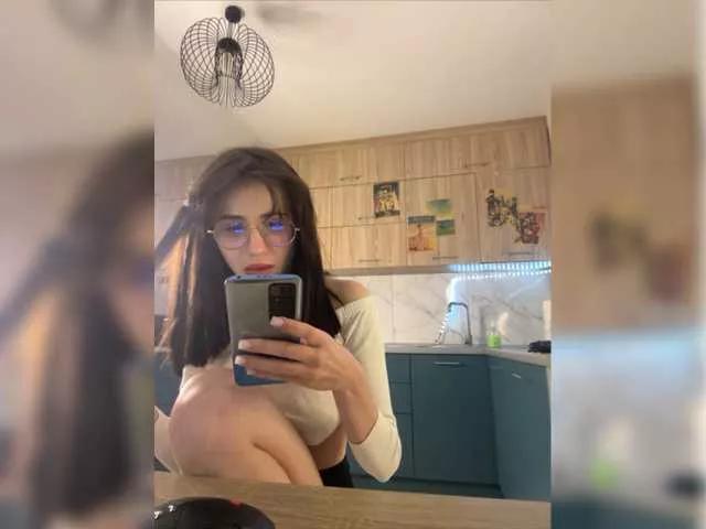 Fothisinya on BongaCams 