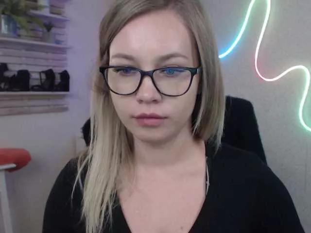 hollyBB on BongaCams 