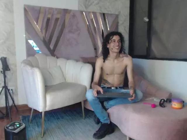 JackandRoses on BongaCams 