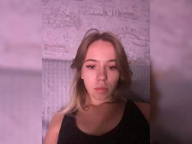 mariaaa-1 on BongaCams 