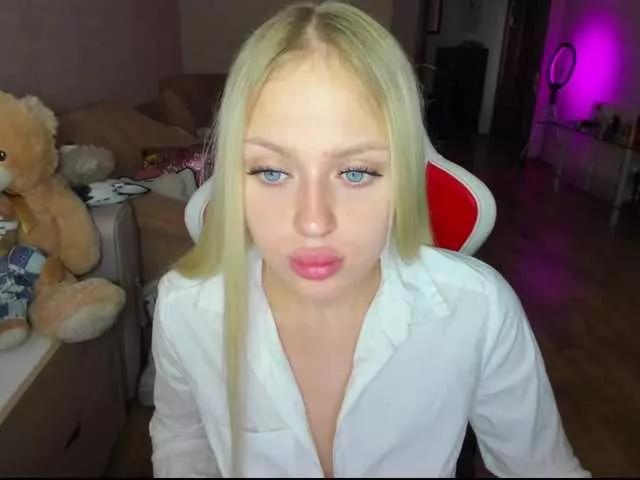 MindyKally on BongaCams 