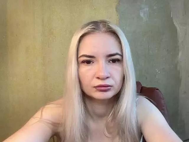 Monika-blonde100 on BongaCams 