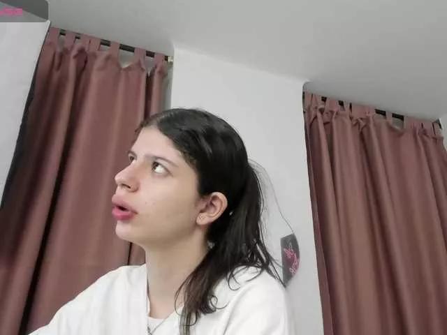 nicolanepalmer on BongaCams 