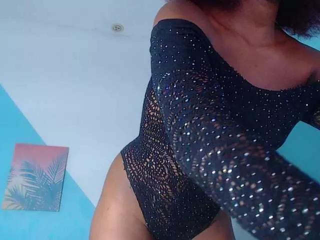 Pleassing-ebonny on BongaCams 