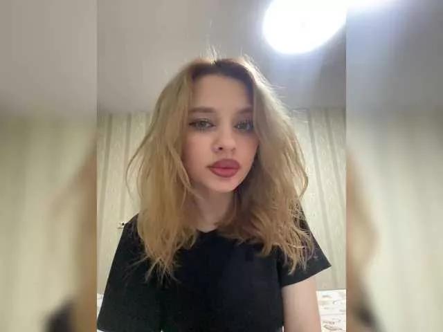 polinyshka on BongaCams 