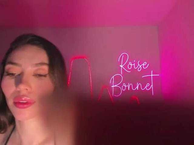 RoiseBonnet on BongaCams 