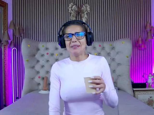 Offline TastyShow on BongaCams