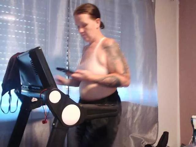 Wetgerman2 on BongaCams 