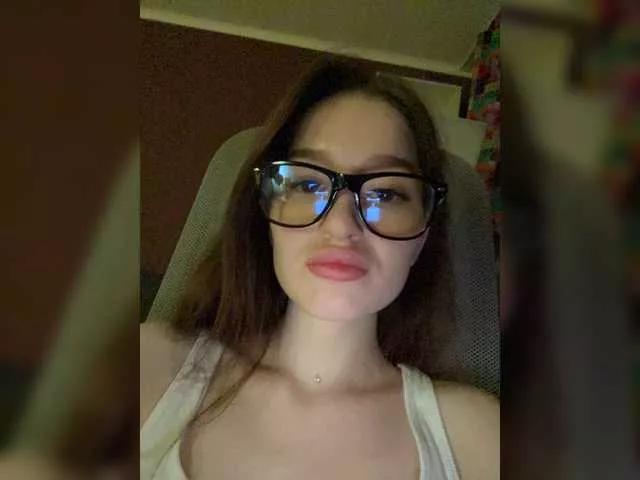 whiteTEAa on BongaCams 