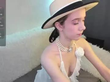 dearly_emily on Chaturbate 