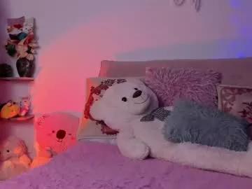 julieta_cooper20 on Chaturbate 