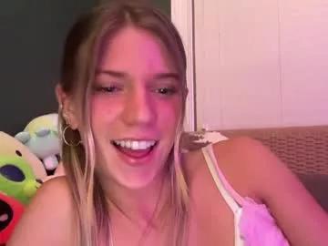 oliviahansleyy on Chaturbate 