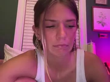 oliviahansleyy on Chaturbate 