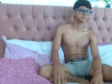 silva1004 on Chaturbate 