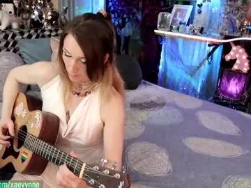 xaevynne on Chaturbate 